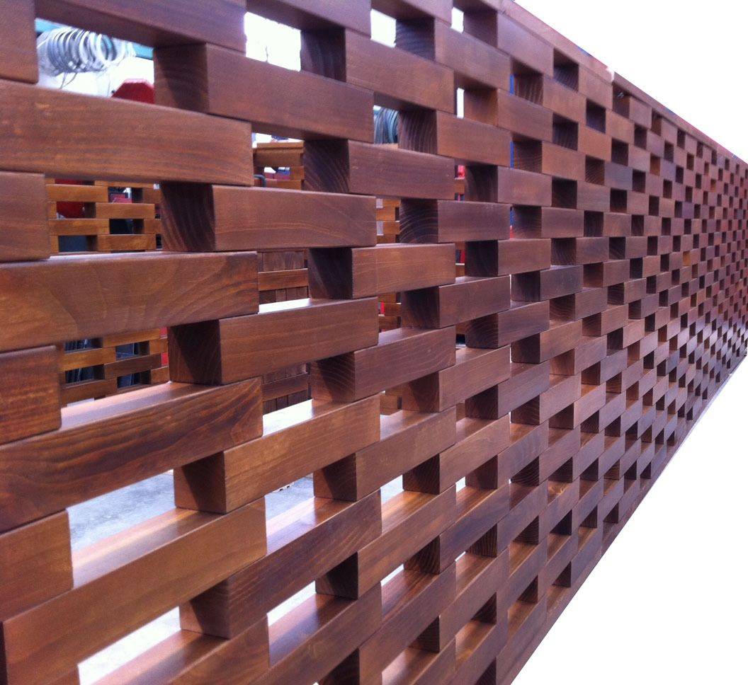 Забор из досок горизонтальный и вертикальный: фото, виды из реек, обожженной обрезной деревянной дюймовки