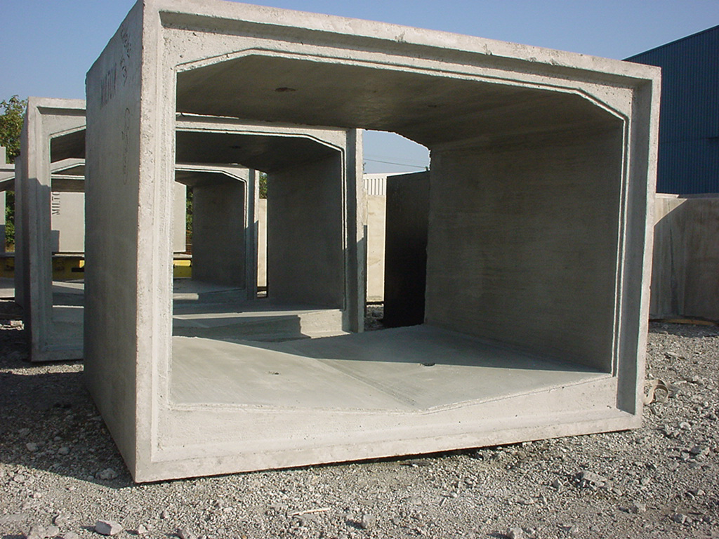 Ж б гараж. Жб блок бункер. Precast Concrete Box culverts. Гаражи бетонные монолитные. Домик из монолитного бетона.