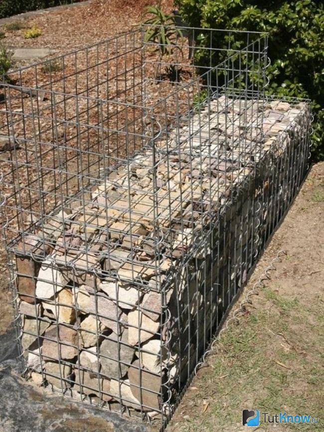 Забор из габионов (сетка с камнями): плюсы и минусы ограждения, фото красивых примеров ландшафтного дизайна участка