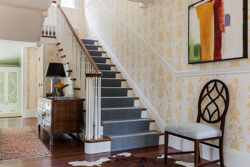 44 фото интерьер прихожей частного дома с лестницей