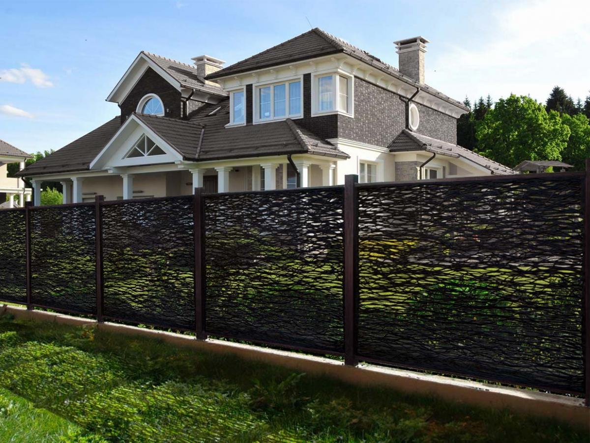 Какой забор лучше поставить в частный дом: виды и красивые идеи дизайна