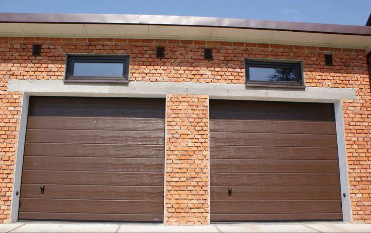 Как выбрать лучший стиль гаражных ворот, чтобы он соответствовал вашему дому