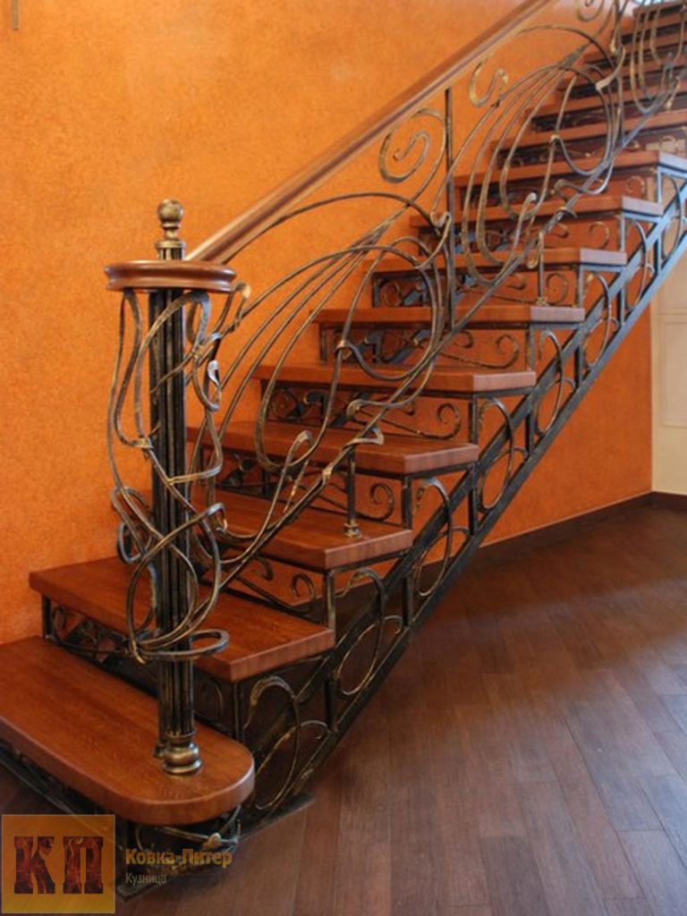 Кованые лестницы — фото шедевров кузнечного искусства