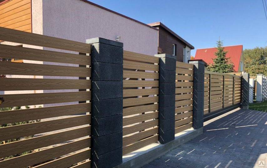 Забор из террасной доски или дпк — его виды, монтаж и стоимость