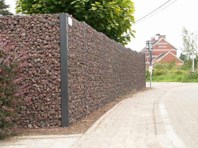 Забор из габионов своими руками: нюансы строительства + фото