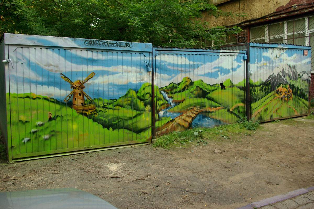 Роспись на заборе на даче - как рисовать на разных поверхностях