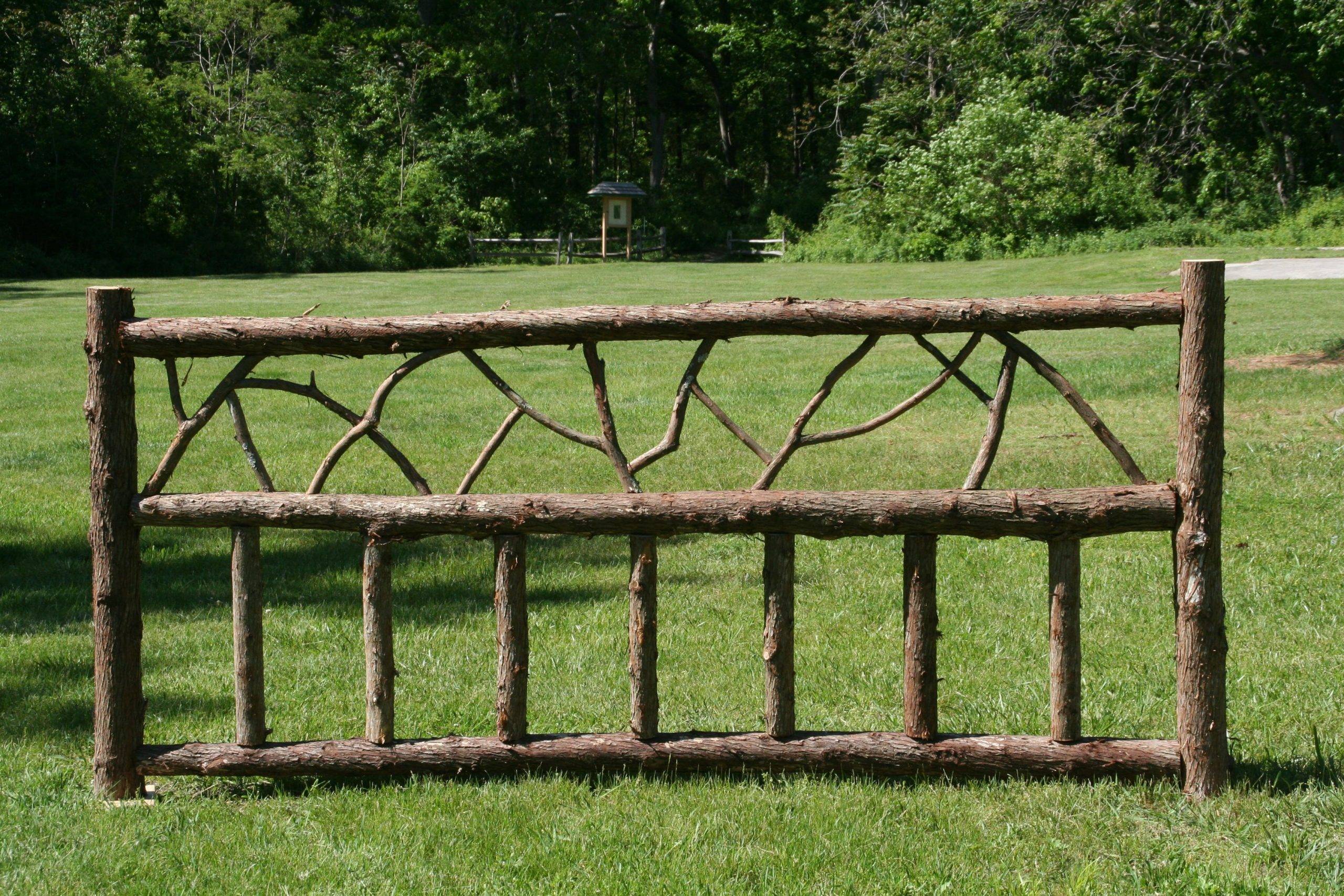 Как сделать плетеный забор