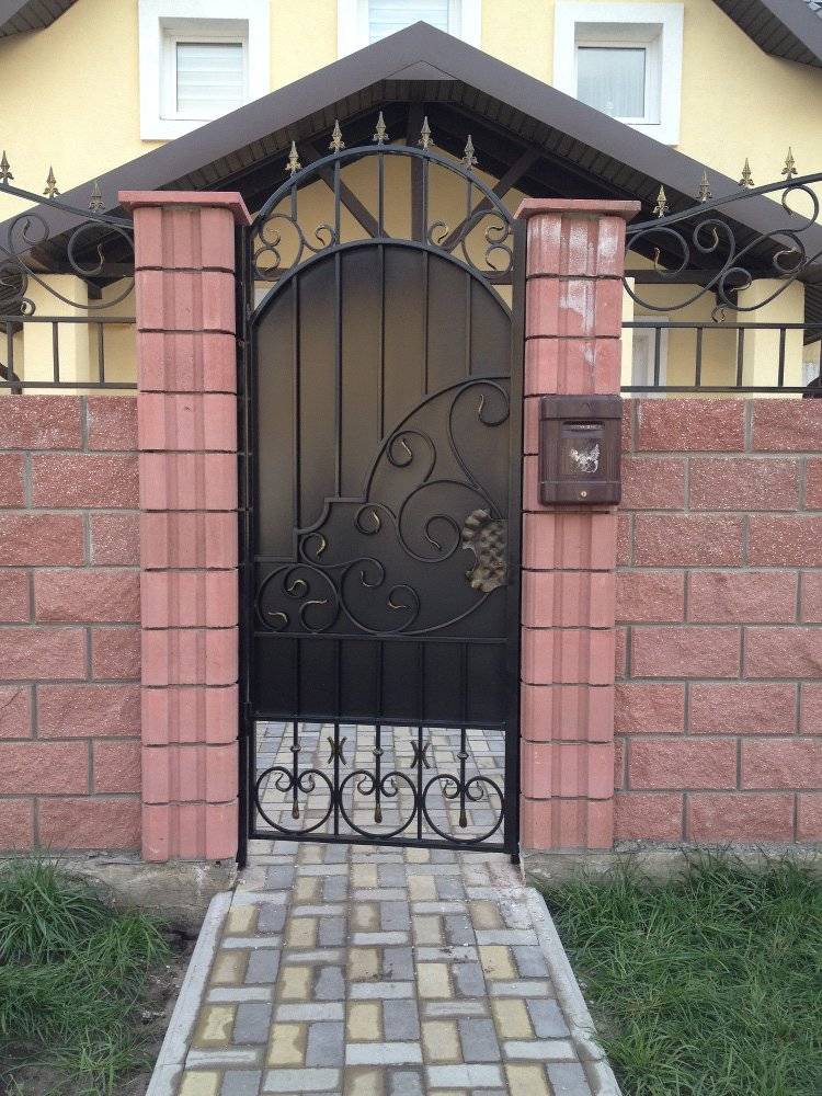 Кованые ворота: фото идеи дизайна красивых ворот и калиток с элементами ковки