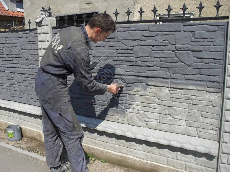 Покраска бетонного забора своими руками (фото и видео)