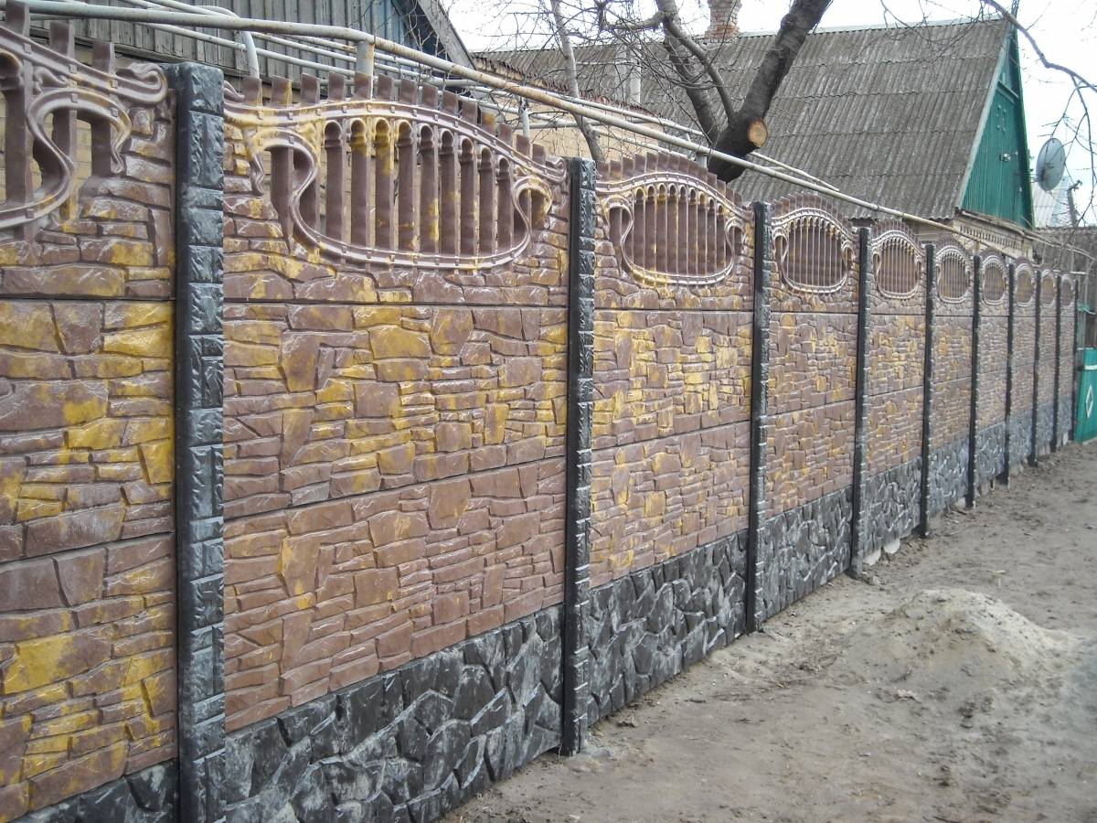 Забор из бетонных плит: виды и строительство ☛ советы строителей на domostr0y.ru