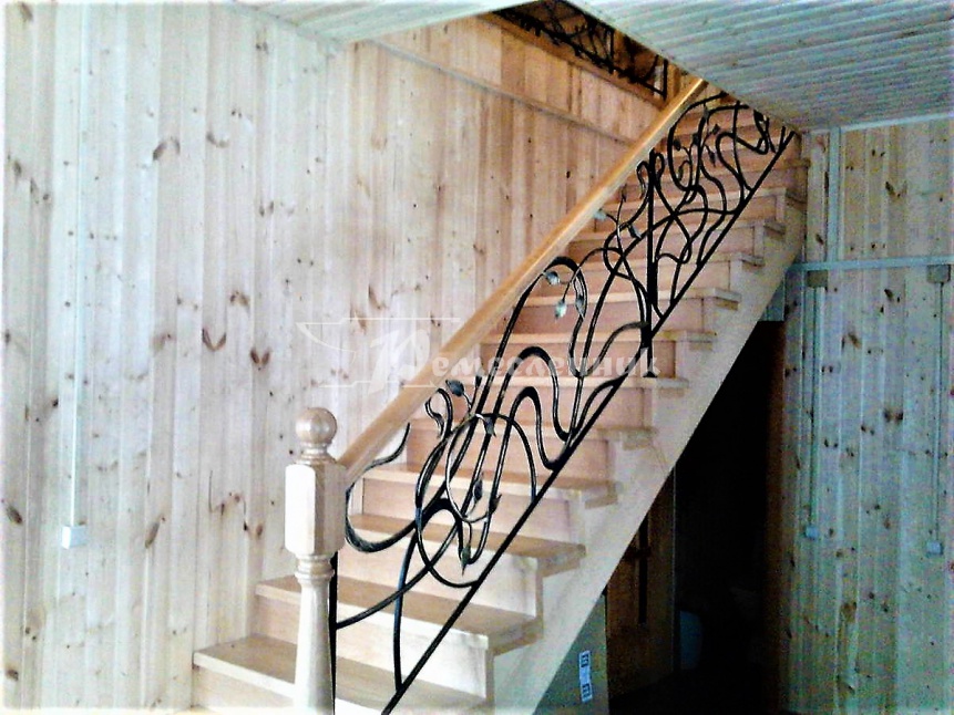 Различные стили кованых перил для лестниц: фото