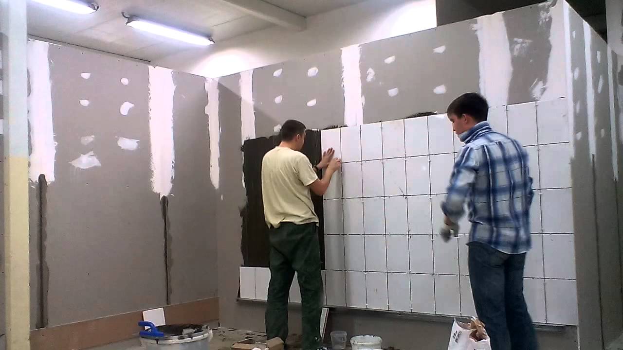 Установка плитки в ванной комнате на гипсокартон своими руками- инструкция +видео