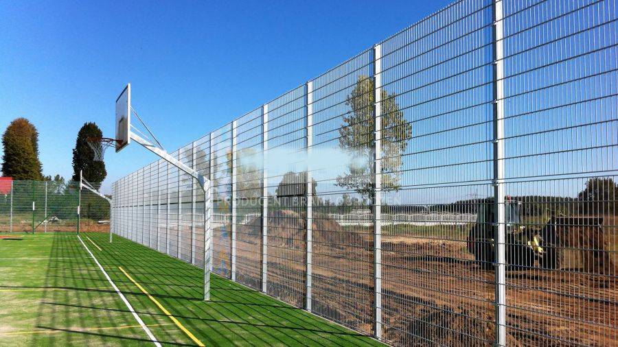 Забор 2d: ограждение территории с использованием 2д сетки
