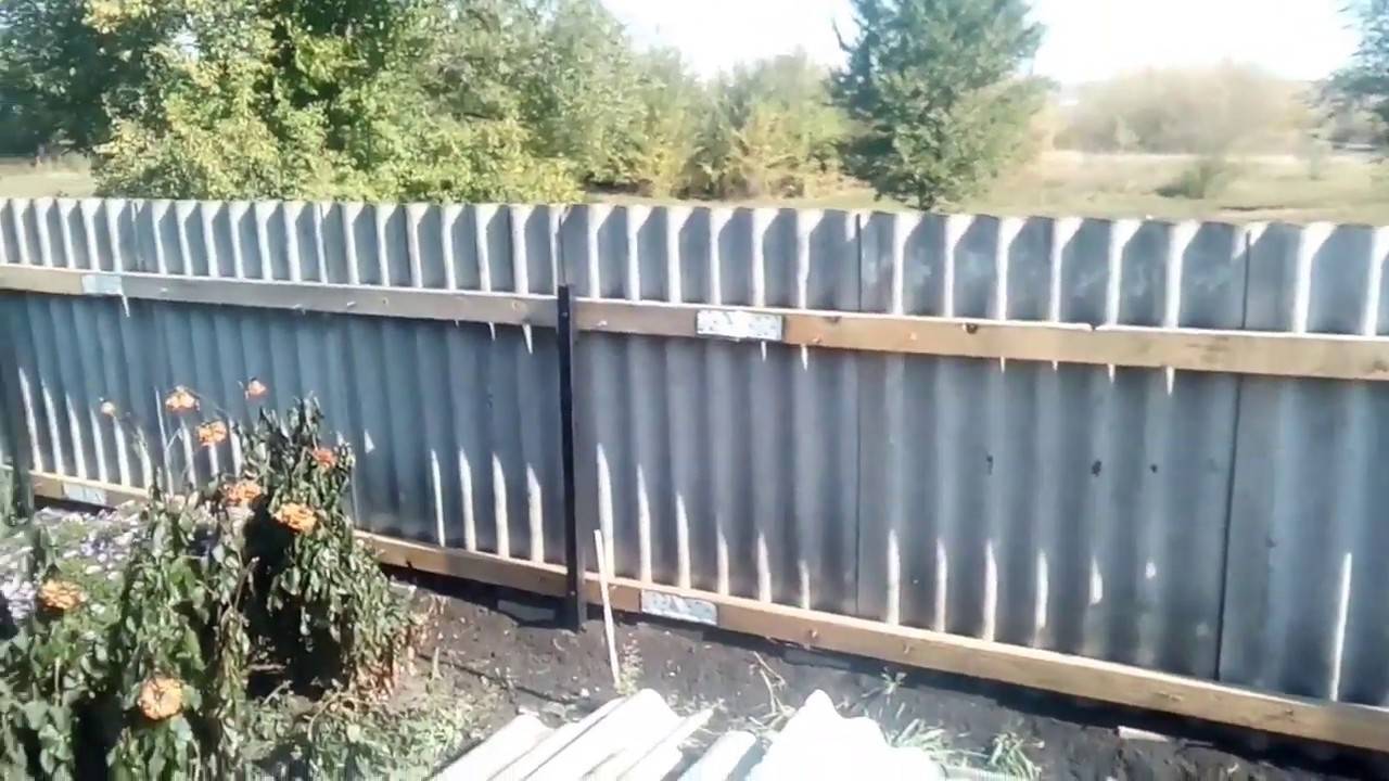 Забор из шифера своими руками - пошаговая инструкция с фото и видео