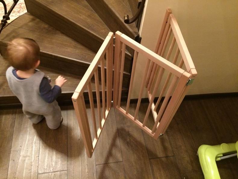 Детское ограждение для лестниц: конструкция для комфорта ребенка и родителей – советы по ремонту