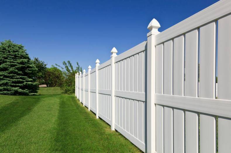 Белый забор — строим изгородь белого цвета для загородного дома. 120 свежих фото-идей для украшения ландшафтного дизайна