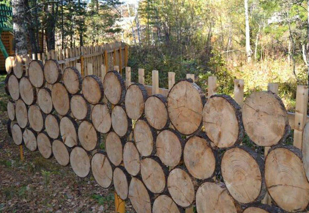 Дешевый забор своими руками: как сделать деревянный и самый красивый для дачи