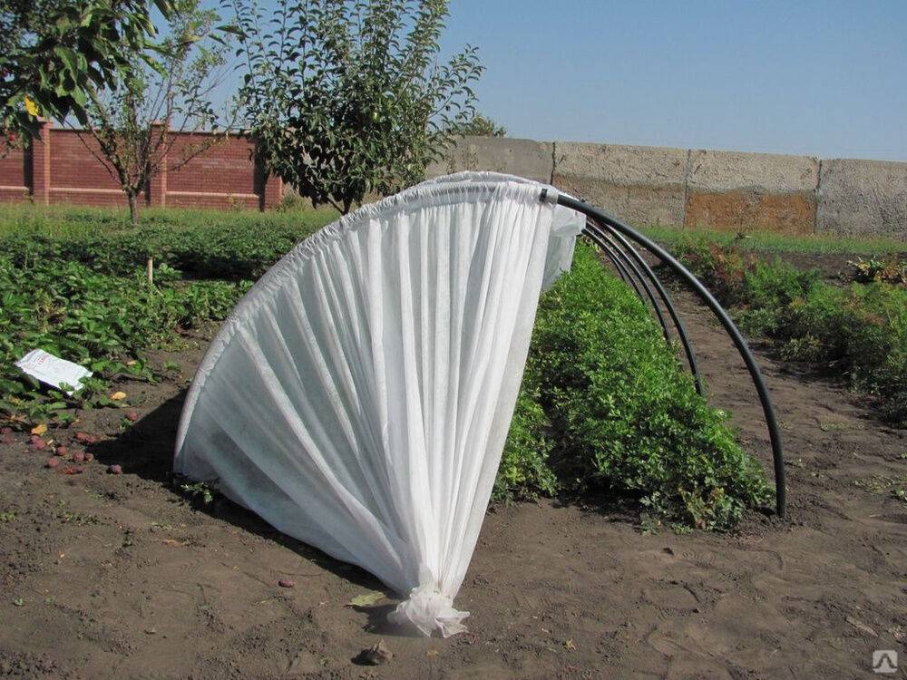 Собираем парники из дуг