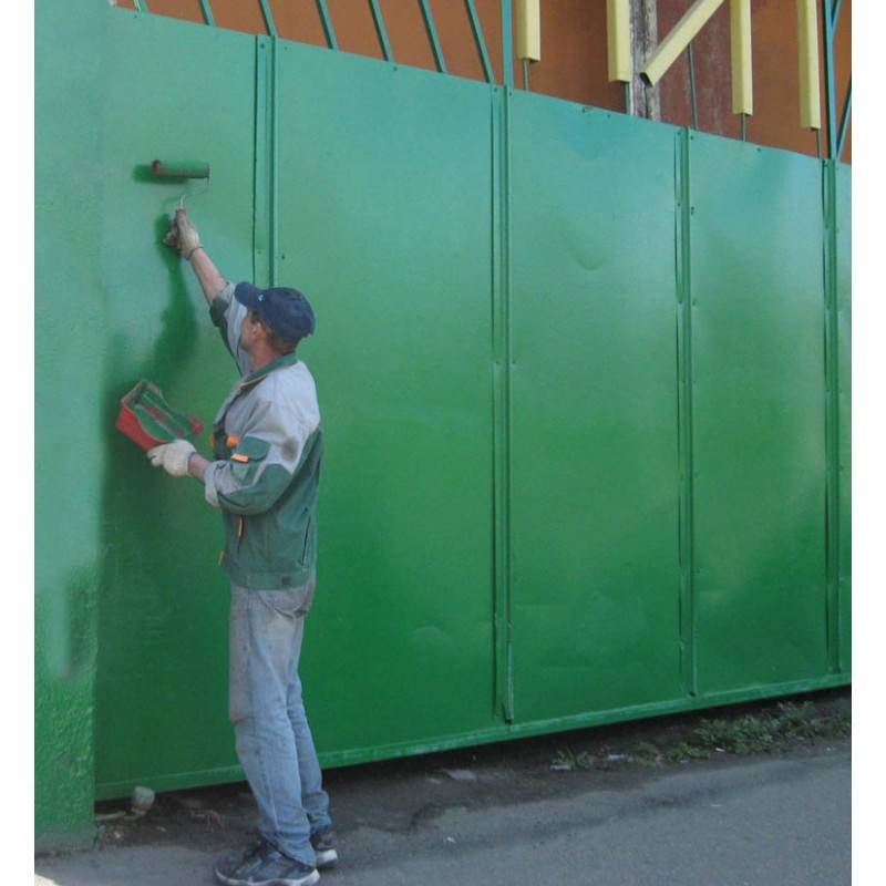 Как покрасить железные ворота красиво и надолго | онлайн-журнал о ремонте и дизайне