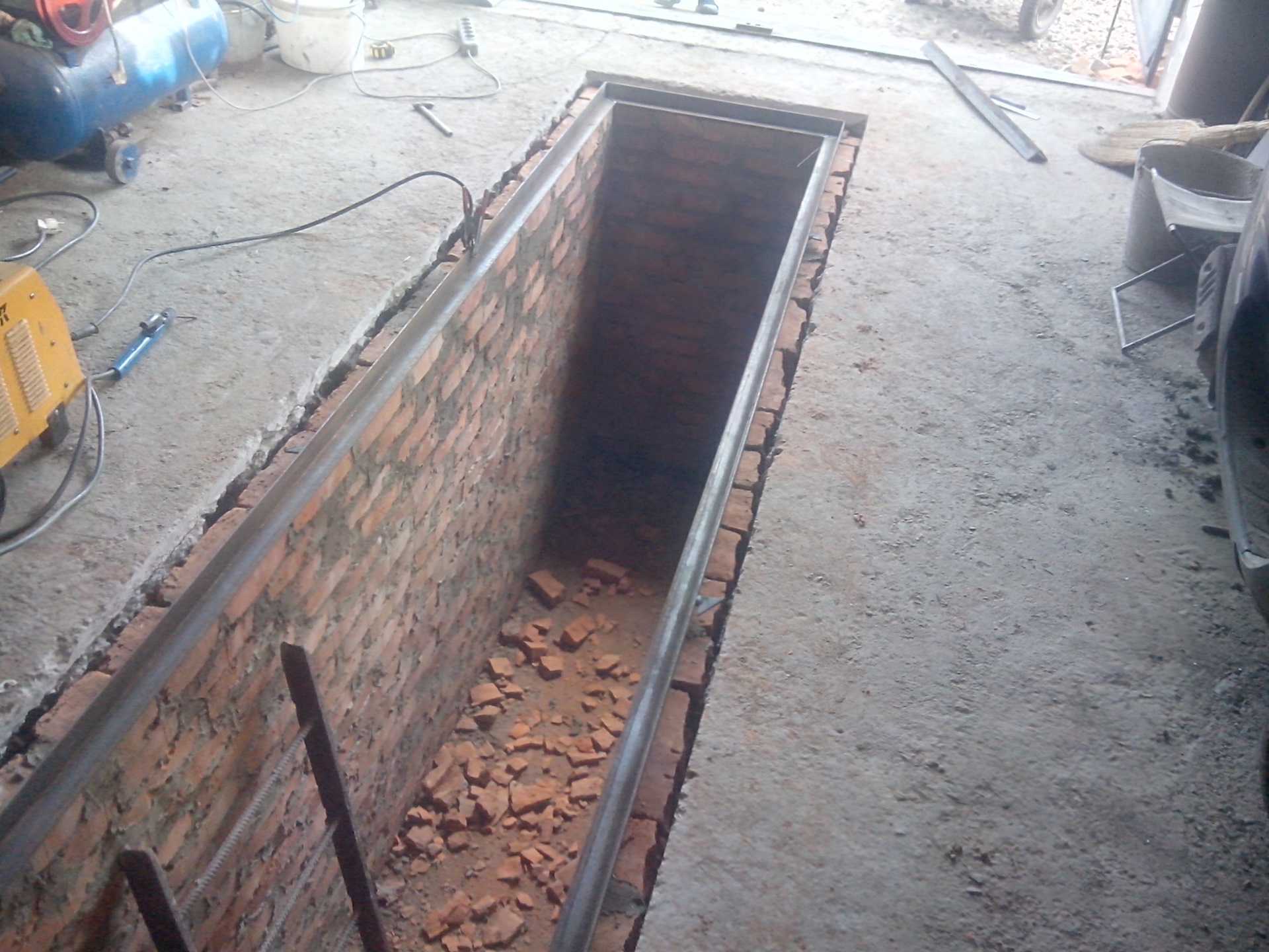 Сделал за 1400 рублей смотровую яму в гараж, которая выдержит любую легковушку: рассказываю весь процесс и результат | домовой | дизайн интерьера и ремонт